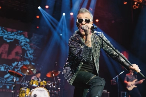 Robbie Williams Tribute – Mike Andrew + Band — muziek in Wijchen